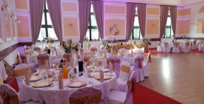 Zopár fotiek z krásnej svadby z 26/5/18 v elegantných priestoroch Reduty Celebration.