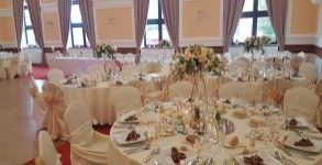 Krásna svadba z 8/9/18 v krémovo - ružovom prevedení v elegantných priestoroch Reduty Celebration